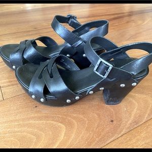 Kork-Ease Sz 7 Black Strap Sandal